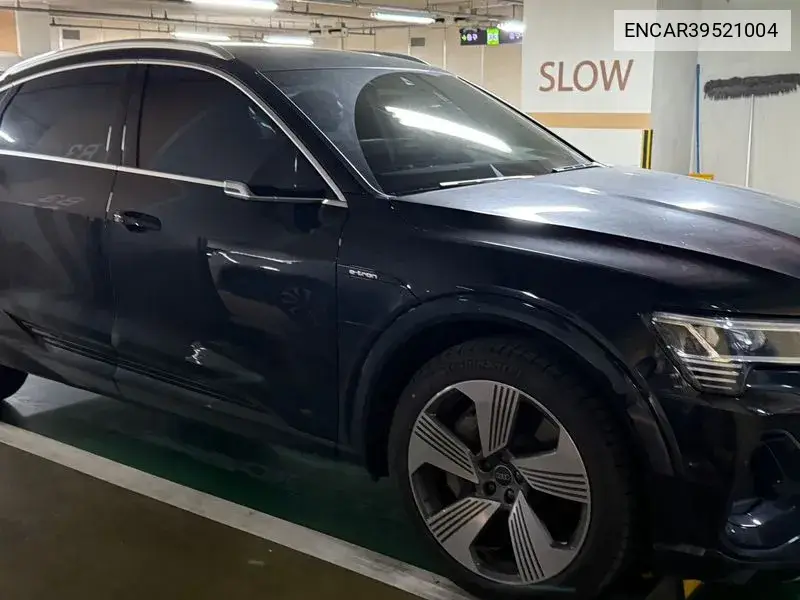 E-Tron 55 Quattro Sportback VIN: ENCAR39521004 Lot: 39521004