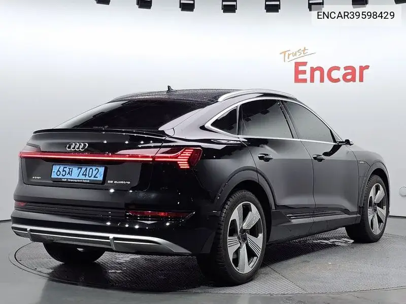E-Tron 55 Quattro Sportback VIN: ENCAR39598429 Lot: 39598429