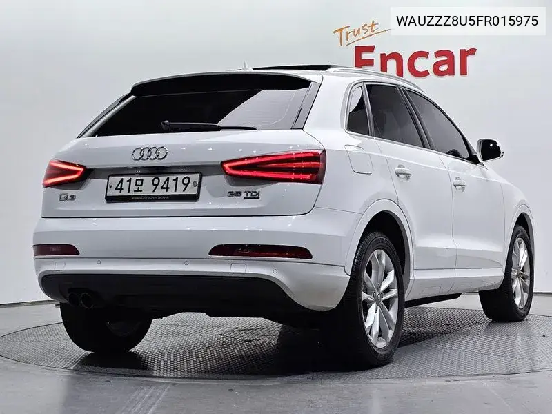 Q3 30 Tdi Quattro Design Line 8U VIN: WAUZZZ8U5FR015975 Lot: 39556305