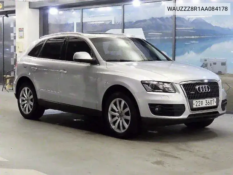 Q5 2.0 Tdi Quattro Dynamic 8R VIN: WAUZZZ8R1AA084178 Lot: 40010182