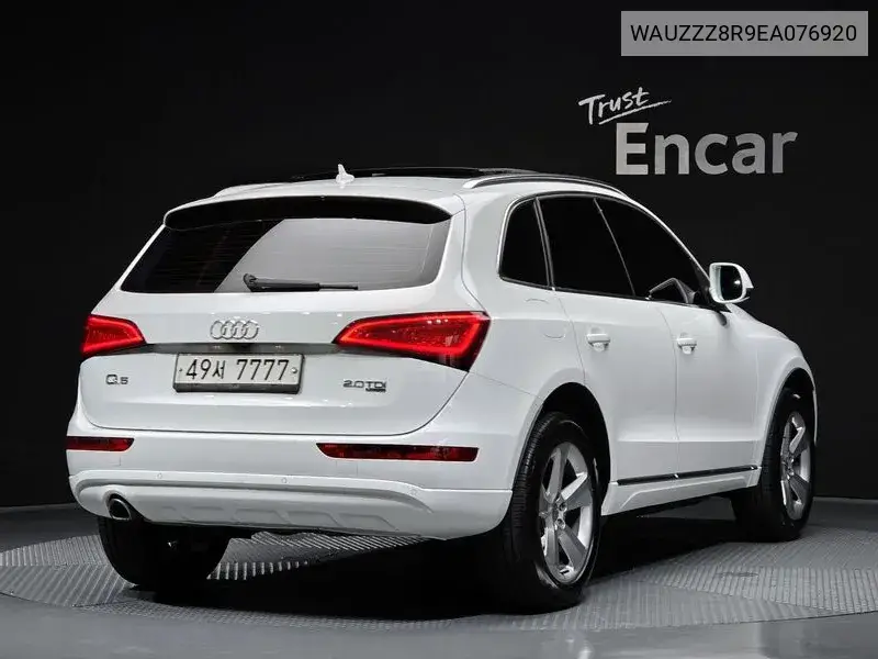 Q5 2.0 Tdi Quattro Dynamic 8R VIN: WAUZZZ8R9EA076920 Lot: 40031333
