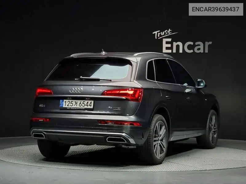 Q5 (Fy) 45 Tfsi Quattro Premium VIN: ENCAR39639437 Lot: 39639437