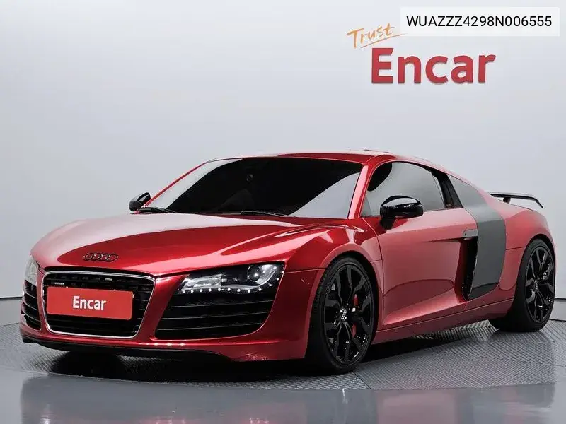 R8 4.2 V8 Coupe VIN: WUAZZZ4298N006555 Lot: 39790607