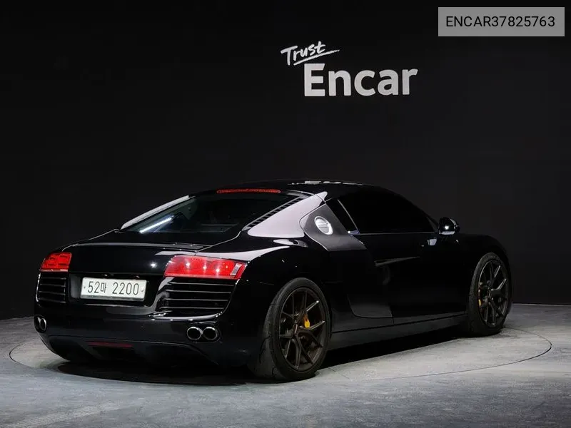 Audi R8 4.2 V8 Coupe, 2009 VIN: ENCAR37825763 Lot: 37825763
