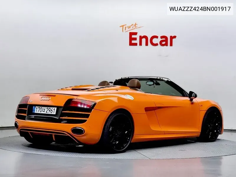 R8 5.2 V10 Spider VIN: WUAZZZ424BN001917 Lot: 38215268