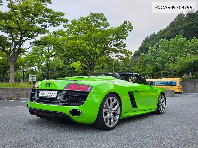 R8 5.2 V10 Spider VIN: ENCAR39759799 Lot: 39759799