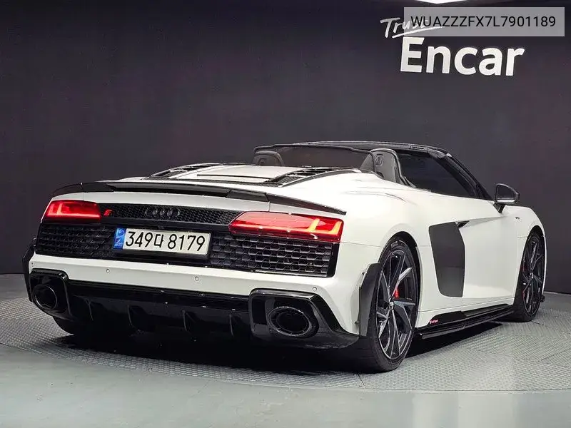 R8 (4S) 5.2 V10 Spider VIN: WUAZZZFX7L7901189 Lot: 39396219