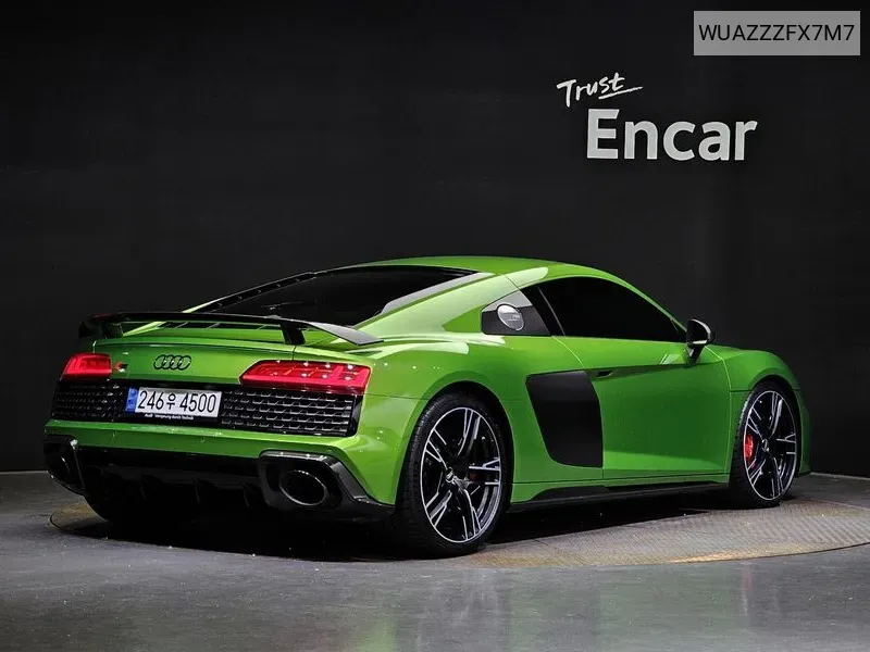 Audi R8 (4S) 5.2 V10 Performance Coupe VIN: WUAZZZFX7M7 Lot: 38054672