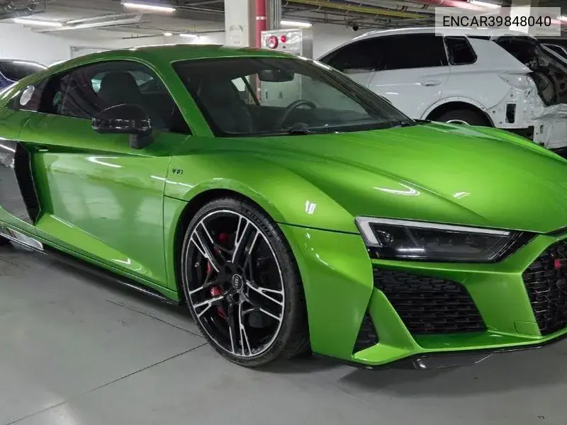 R8 (4S) 5.2 V10 Performance Coupe VIN: ENCAR39848040 Lot: 39848040