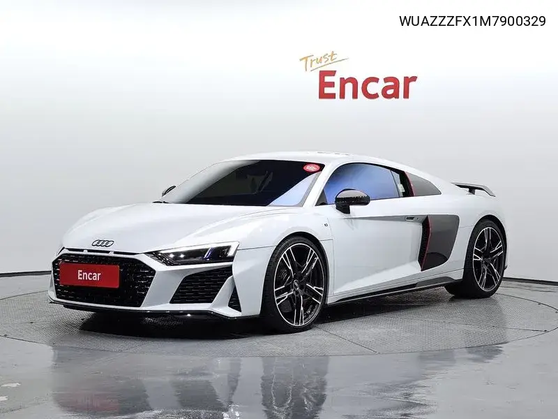 R8 (4S) 5.2 V10 Performance Coupe VIN: WUAZZZFX1M7900329 Lot: 40147503