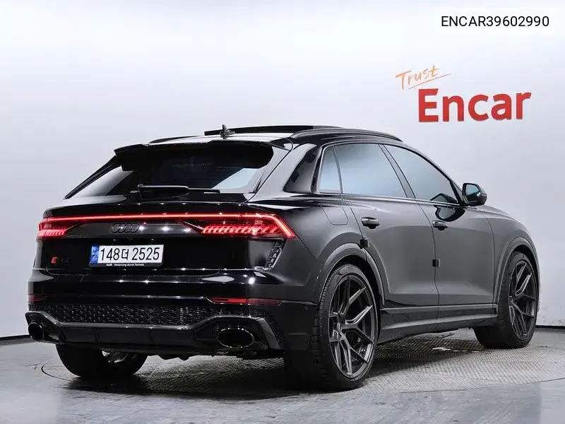 Rsq8 (4M) 4.0 Tfsi Quattro VIN: ENCAR39602990 Lot: 39602990