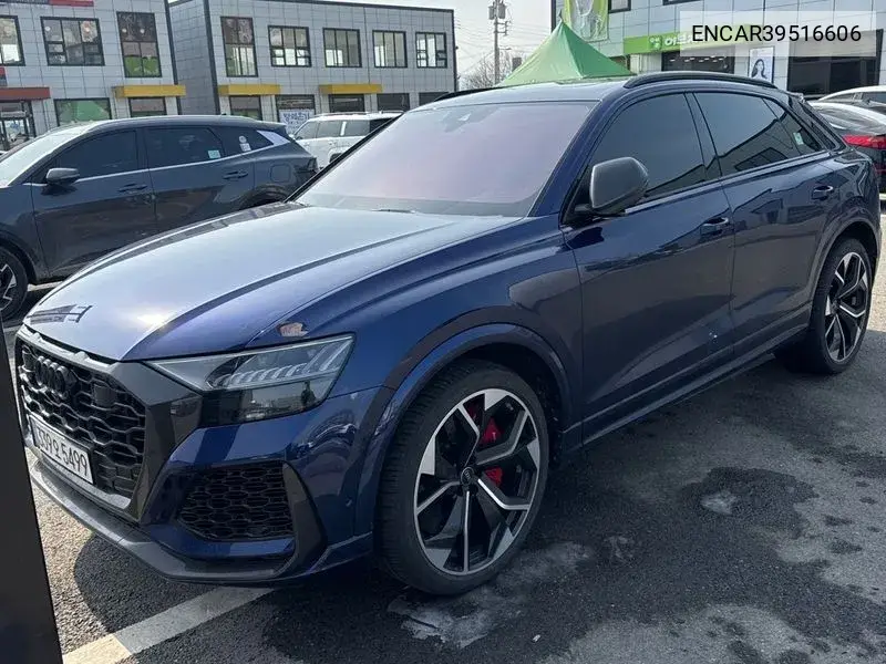 Rsq8 (4M) 4.0 Tfsi Quattro VIN: ENCAR39516606 Lot: 39516606