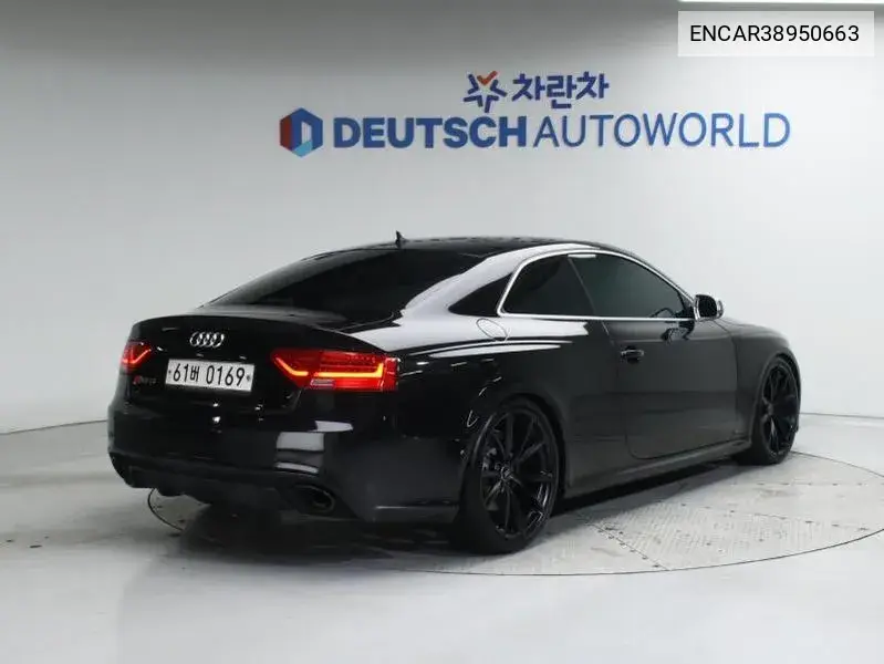 Rs5 4.2 Fsi Quattro 8T3 VIN: ENCAR38950663 Lot: 38950663