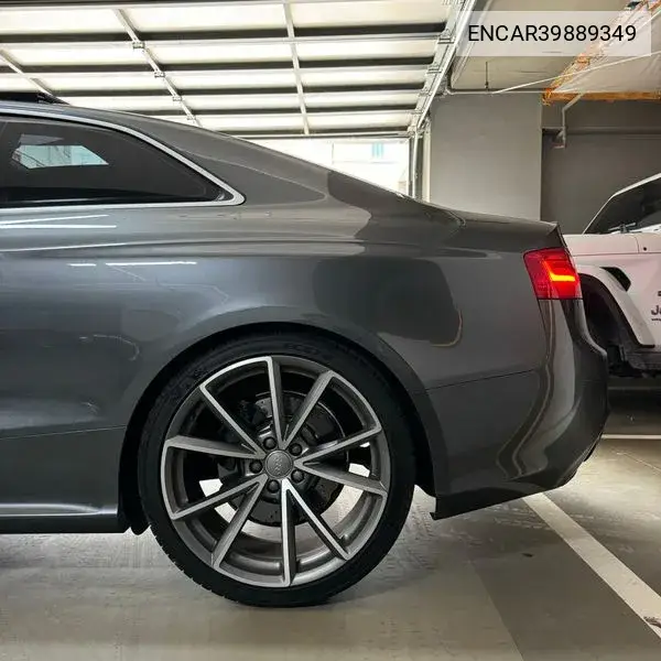 Rs5 4.2 Fsi Quattro 8T3 VIN: ENCAR39889349 Lot: 39889349