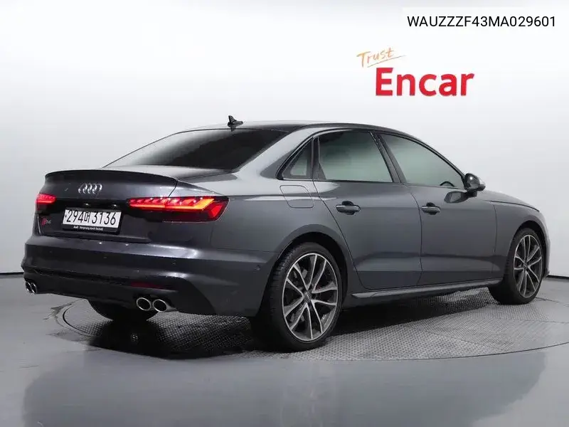 S4 (B9) 3.0 Tfsi Quattro VIN: WAUZZZF43MA029601 Lot: 39608600