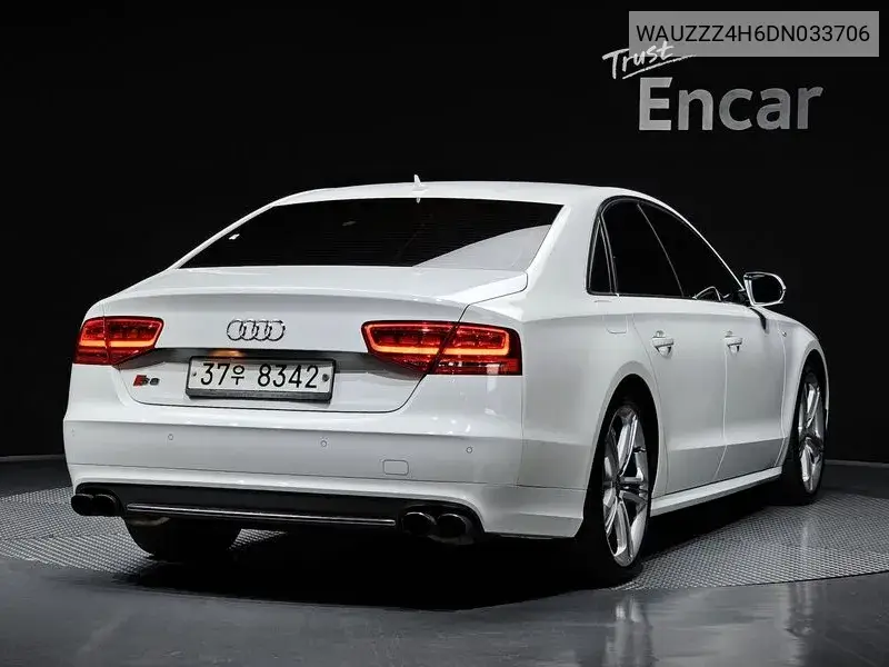 S8 4.0 Tfsi Quattro D4 VIN: WAUZZZ4H6DN033706 Lot: 39697011
