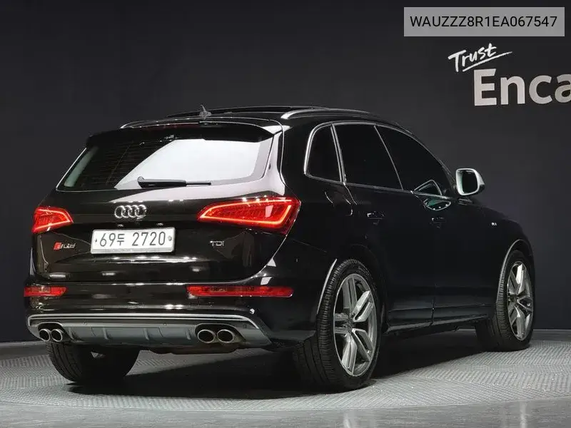 Sq5 3.0 Tdi Quattro 8R VIN: WAUZZZ8R1EA067547 Lot: 39614921