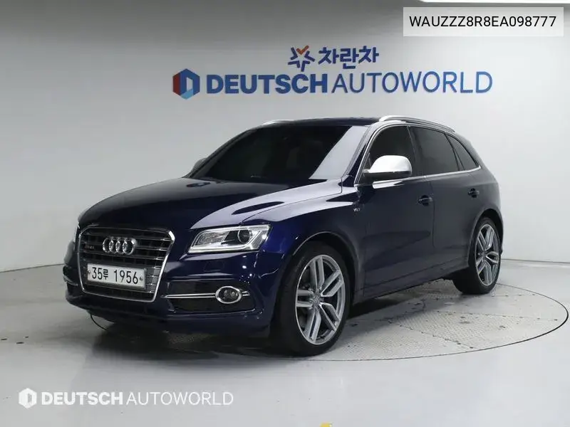 Sq5 3.0 Tdi Quattro 8R VIN: WAUZZZ8R8EA098777 Lot: 39709371