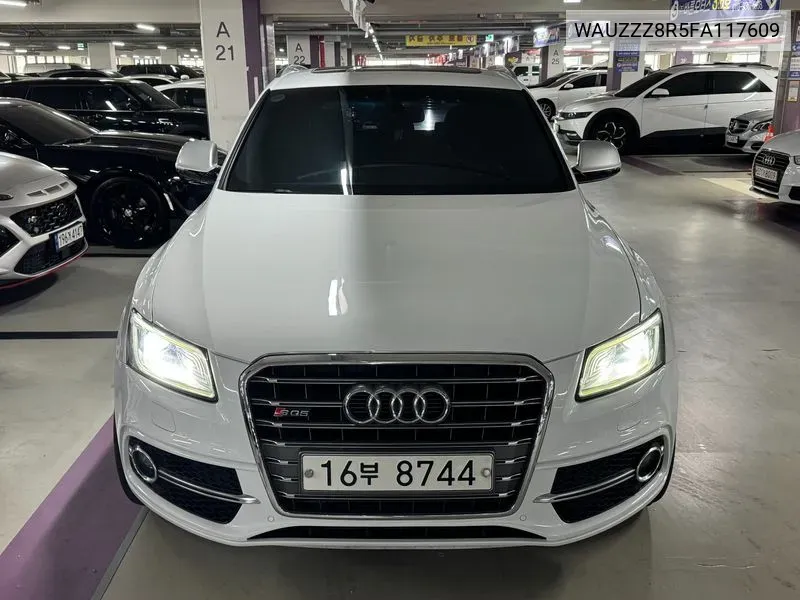 Sq5 3.0 Tdi Quattro 8R VIN: WAUZZZ8R5FA117609 Lot: 38870092