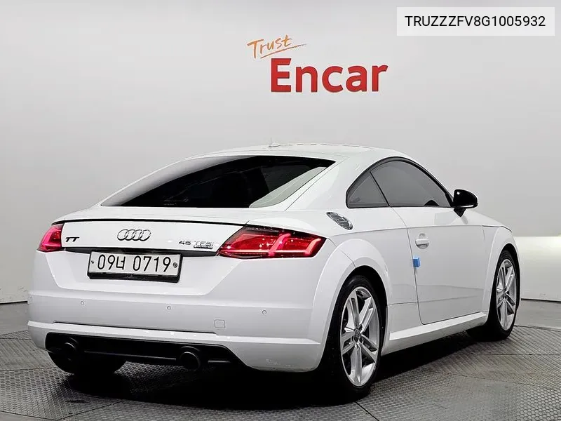 Tt (8S) Coupe 45 Tfsi Quattro VIN: TRUZZZFV8G1005932 Lot: 38446979