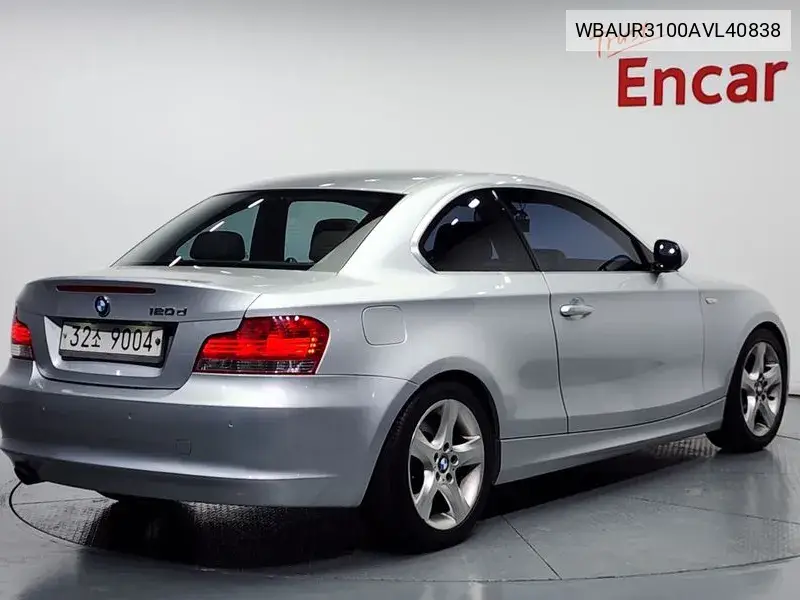 1 Series (E82) 120D Coupe Sports VIN: WBAUR3100AVL40838 Lot: 39246347
