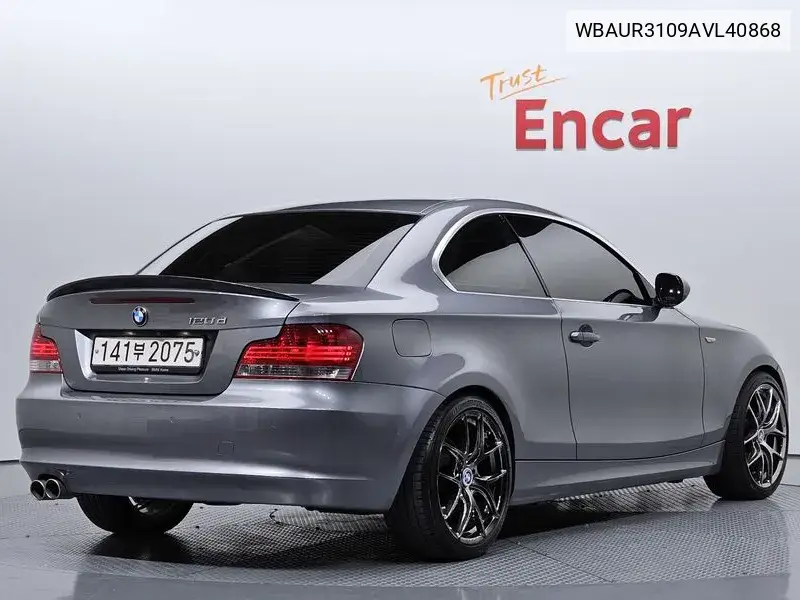 1 Series (E82) 120D Coupe Sports VIN: WBAUR3109AVL40868 Lot: 39563015