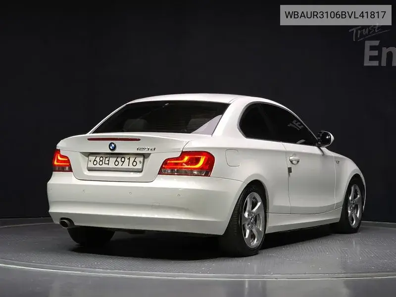 1 Series (E82) 120D Coupe Sports VIN: WBAUR3106BVL41817 Lot: 39620794