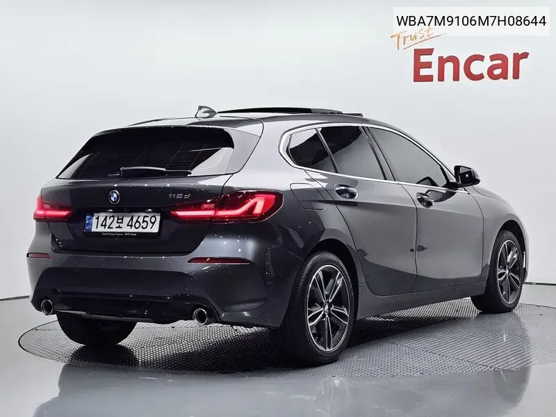 1 Series (F40) 118D Sports VIN: WBA7M9106M7H08644 Lot: 38758345