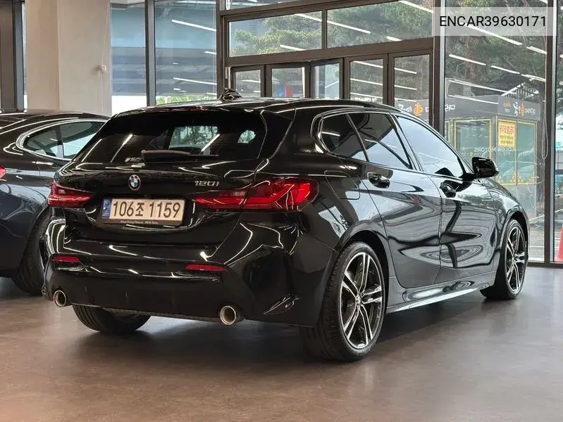 1 Series (F40) 120I M Sports VIN: ENCAR39630171 Lot: 39630171