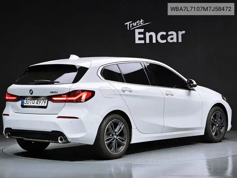 1 Series (F40) 120I Sports VIN: WBA7L7107M7J58472 Lot: 39830998
