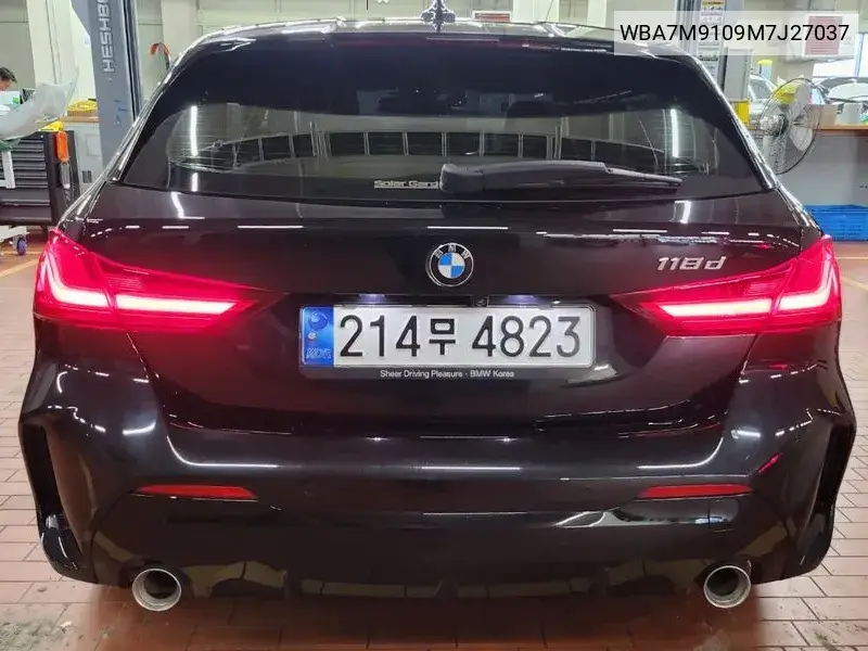 1 Series (F40) 118D M Sports VIN: WBA7M9109M7J27037 Lot: 39903301