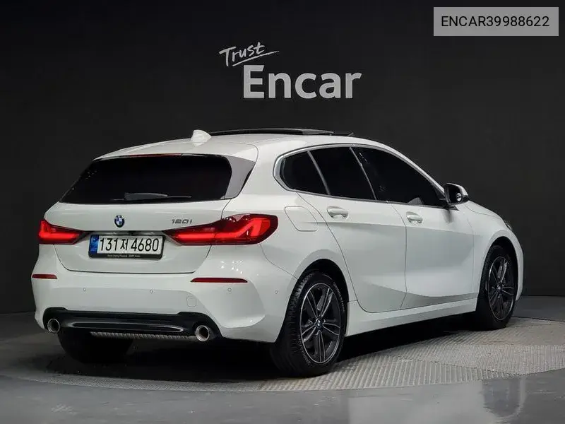 1 Series (F40) 120I Sports VIN: ENCAR39988622 Lot: 39988622