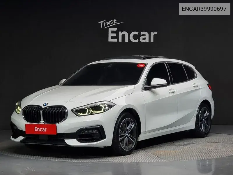 1 Series (F40) 120I Sports VIN: ENCAR39990697 Lot: 39990697