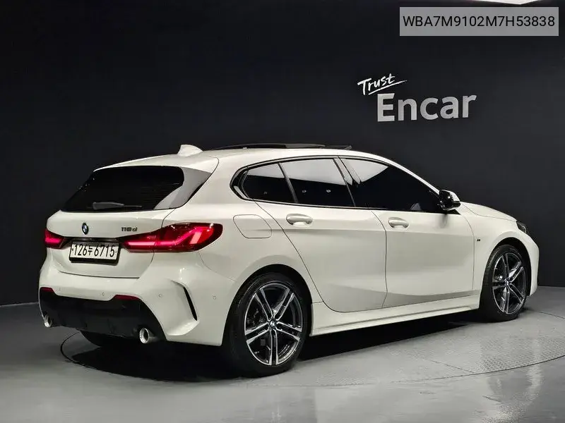 1 Series (F40) 118D M Sports VIN: WBA7M9102M7H53838 Lot: 40061812