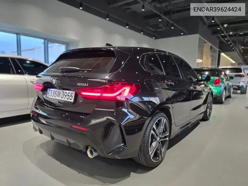 1 Series (F40) 120I M Sports VIN: ENCAR39624424 Lot: 39624424