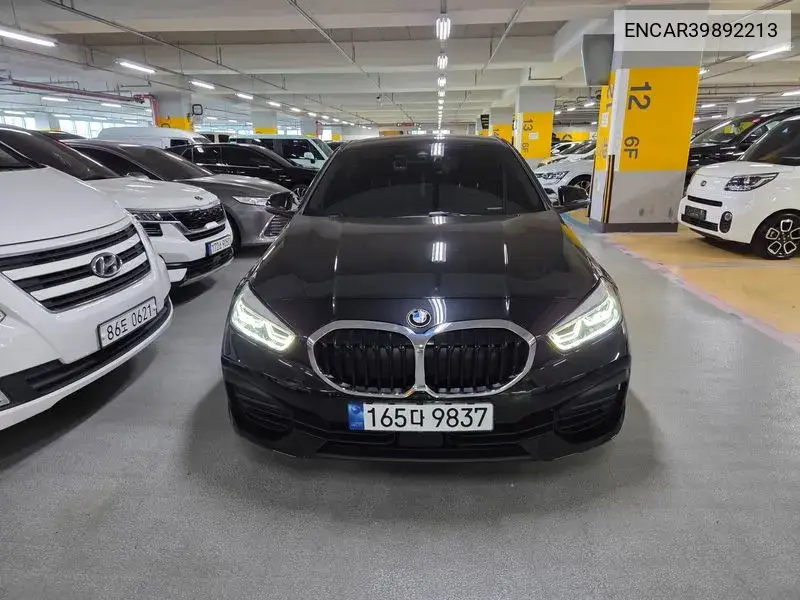 1 Series (F40) 120I Advantage VIN: ENCAR39892213 Lot: 39892213