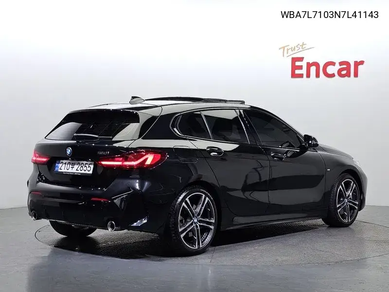 1 Series (F40) 120I M Sports VIN: WBA7L7103N7L41143 Lot: 39937617