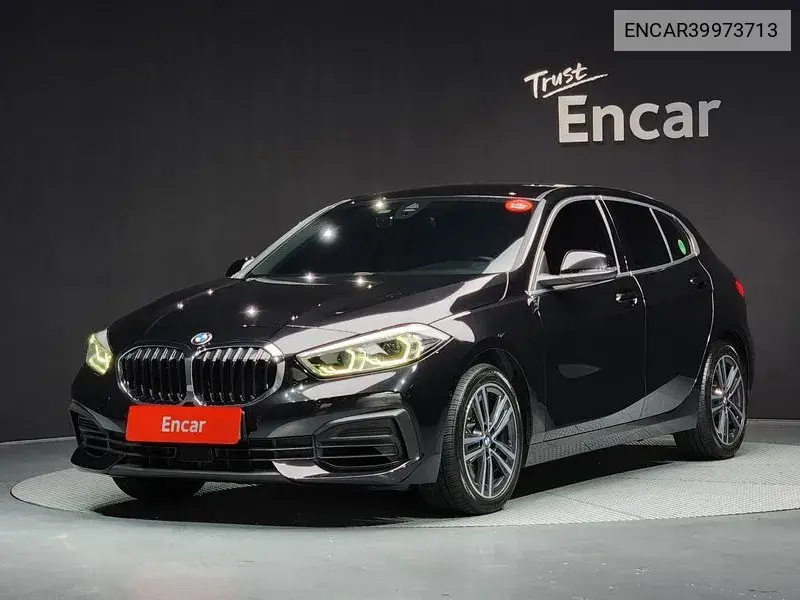 1 Series (F40) 120I Advantage VIN: ENCAR39973713 Lot: 39973713