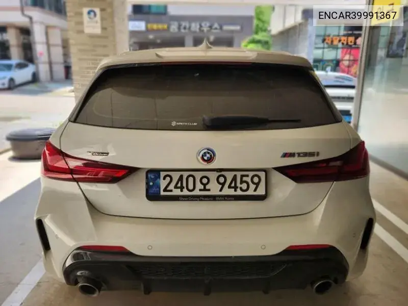 1 Series (F40) M135I xDrive VIN: ENCAR39991367 Lot: 39991367