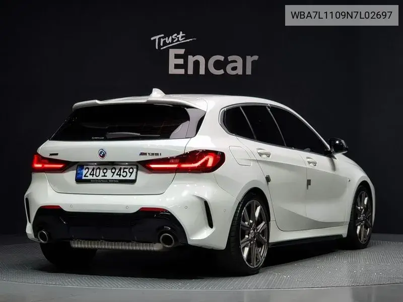 1 Series (F40) M135I xDrive VIN: WBA7L1109N7L02697 Lot: 40018947