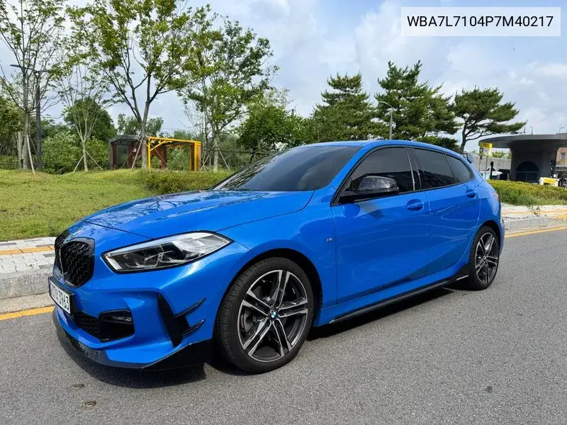1 Series (F40) 120I M Sports VIN: WBA7L7104P7M40217 Lot: 39880224
