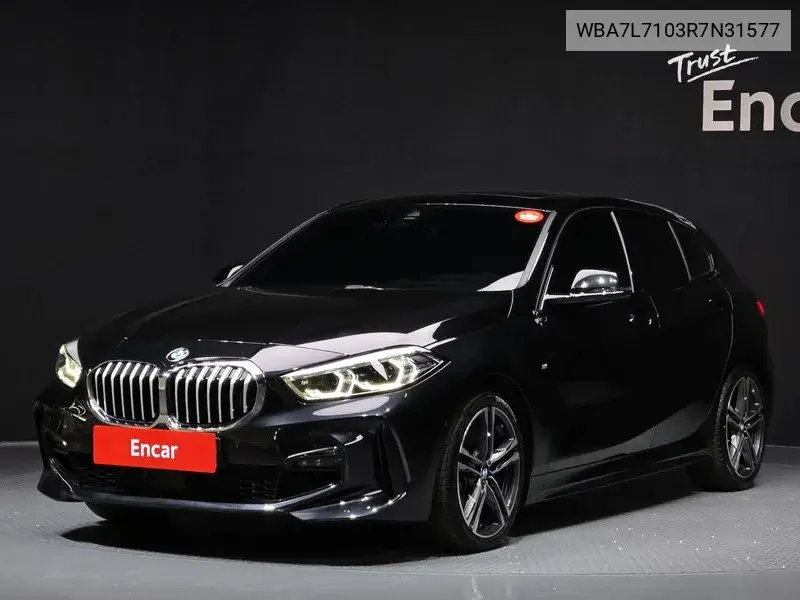 1 Series (F40) 120I M Sports VIN: WBA7L7103R7N31577 Lot: 40068202
