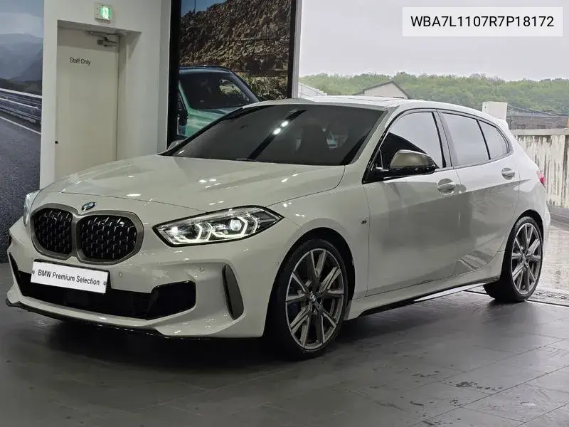 1 Series (F40) M135I xDrive VIN: WBA7L1107R7P18172 Lot: 39616706