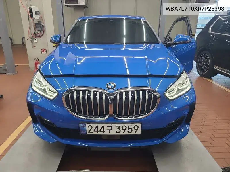 1 Series (F40) 120I M Sports VIN: WBA7L710XR7P25393 Lot: 40070112