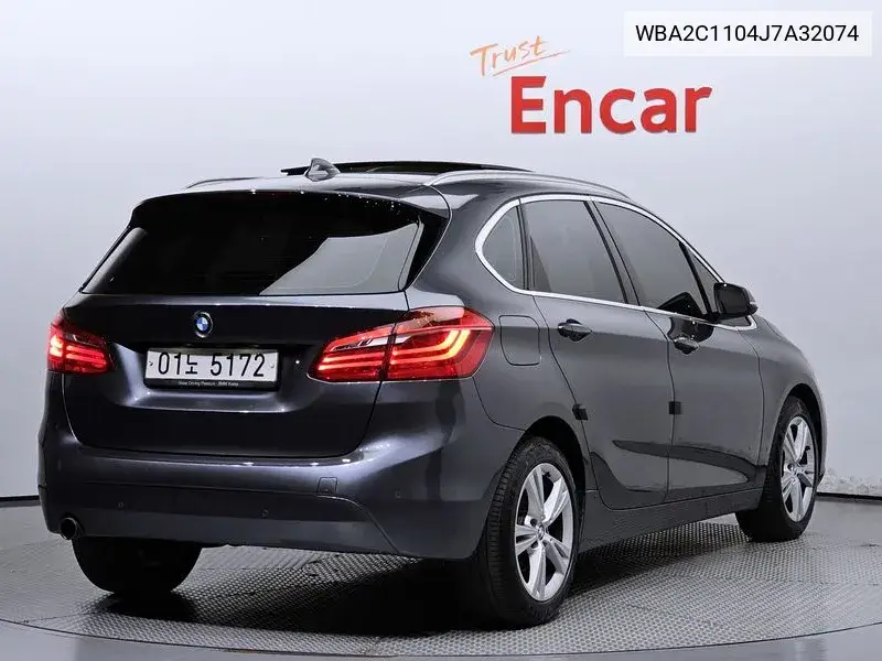 2 Series Active Tourer (F45) Joy VIN: WBA2C1104J7A32074 Lot: 39800613