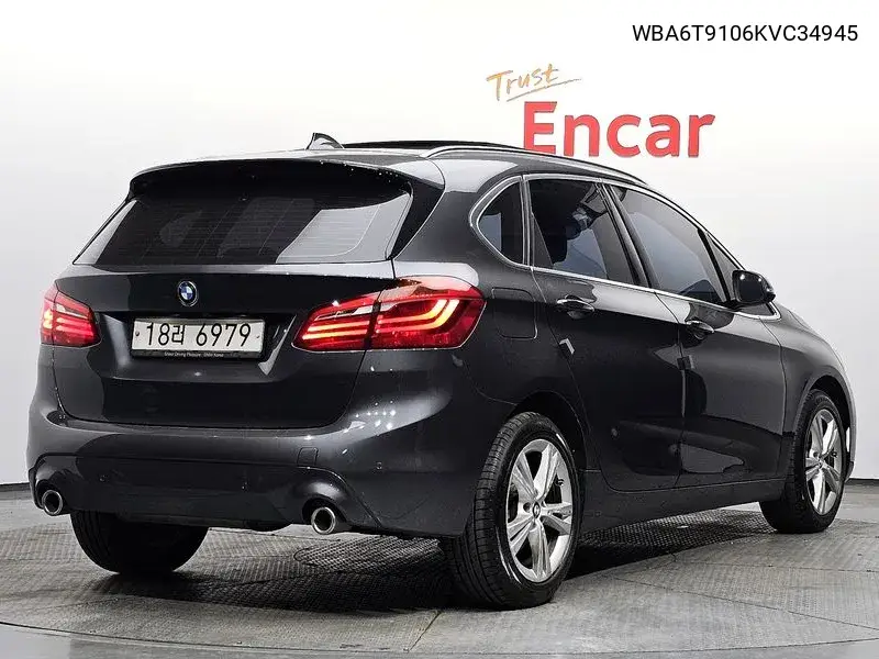 2 Series Active Tourer (F45) Joy VIN: WBA6T9106KVC34945 Lot: 39303400