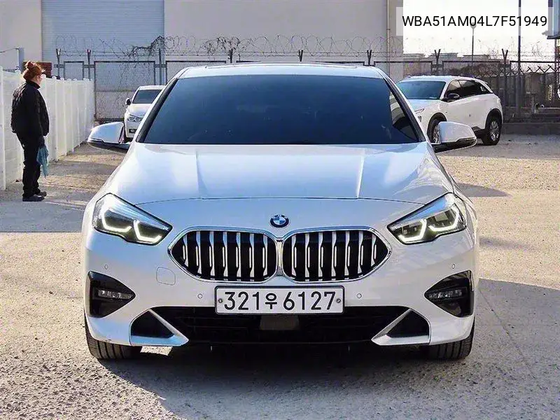 2 Series Gran Coupe (F44) 220D Luxury VIN: WBA51AM04L7F51949 Lot: 39073697