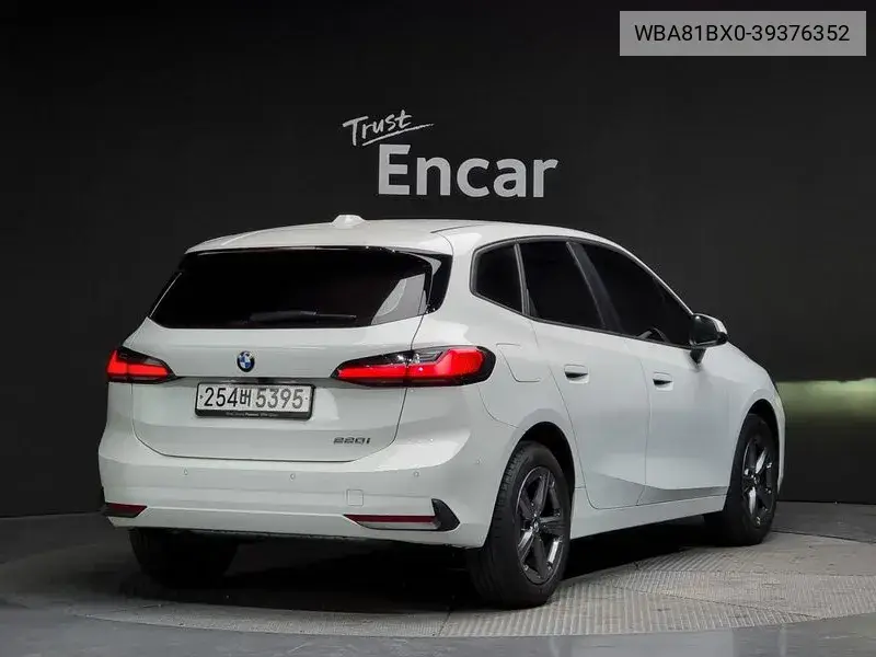 2 Series Active Tourer (U06) 220I Advantage VIN: WBA81BX0-39376352 Lot: 39376352