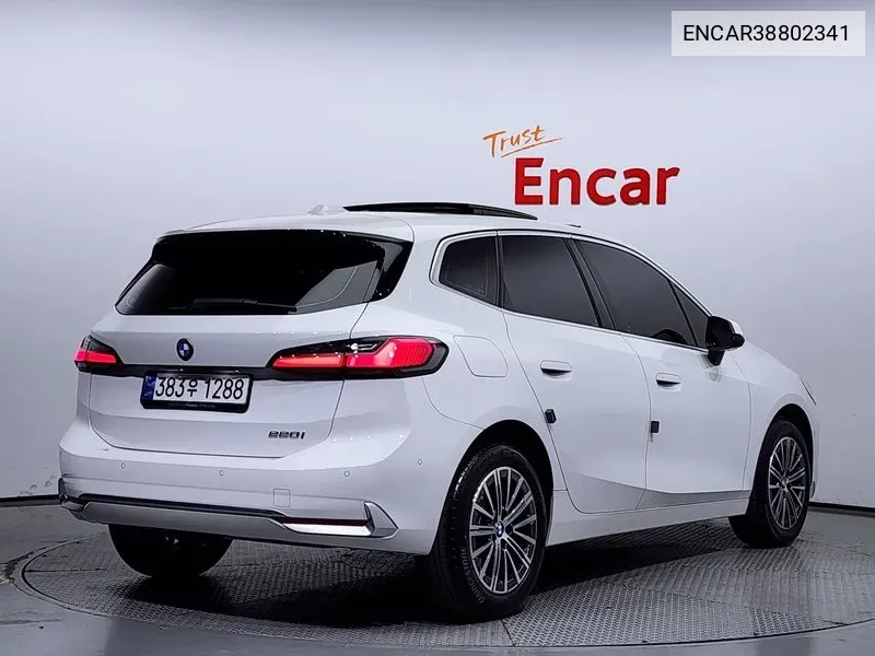2 Series Active Tourer (U06)220I Luxury VIN: ENCAR38802341 Lot: 38802341