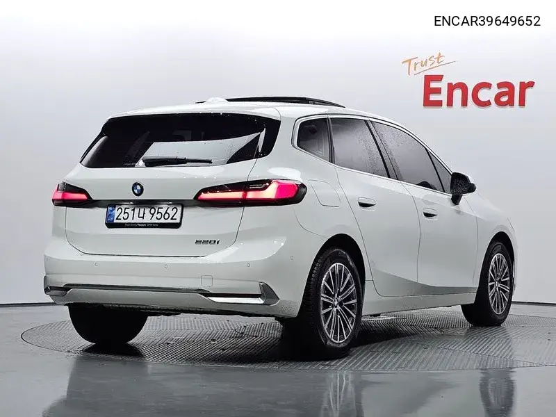 2 Series Active Tourer (U06) 220I Luxury VIN: ENCAR39649652 Lot: 39649652